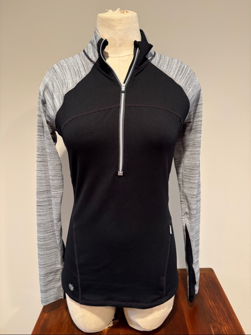 Athleta Running Wild Half-Zip 2.0 Top Size XS